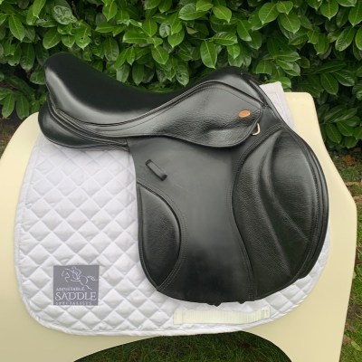 Kent & Masters 16.5” S-Series Pony Jump (S2882)
