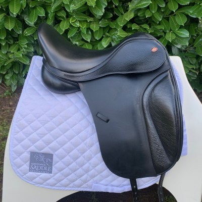 Kent & Masters 17” S-Series High Wither Dressage - Moveable Block (S3029)
