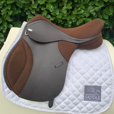 Thorowgood 17.5” Brown Thorowgood T4 Cob MGX adjustable gullet Vgc condition saddle Wide 