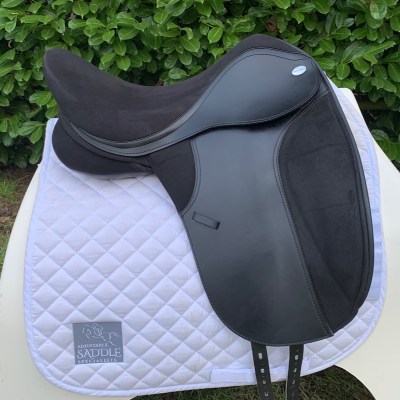 Thorowgood T4 17” High Wither Dressage (S2549)