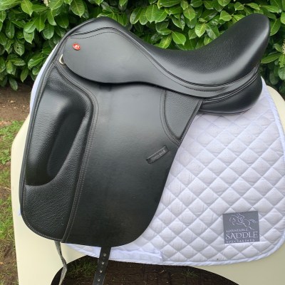Thorowgood T8 17.5” High Wither Dressage with surface mounted blocks (S3121)