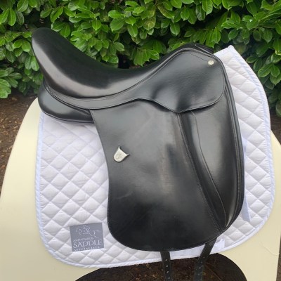 Bates Size 1 (17” - 17.5”) Innova Dressage (S3582)