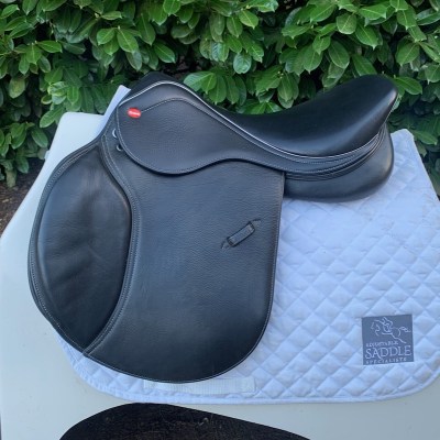 Whitaker 17.5” Bedale GP Jump Saddle (S3571)