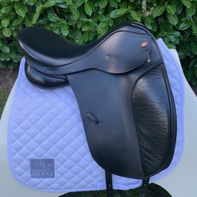 Kent & Masters 17” S-Series High Wither Dressage - Moveable Block (S3125)