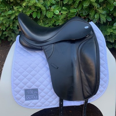 Thorowgood T8 17” Dressage (S3657)