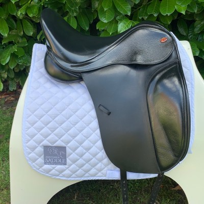 Kent & Masters 17” S-Series High Wither Dressage - Moveable Block (S3236)