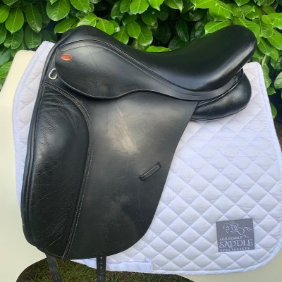 Kent & Masters 17” Original Cob Dressage (S3242)