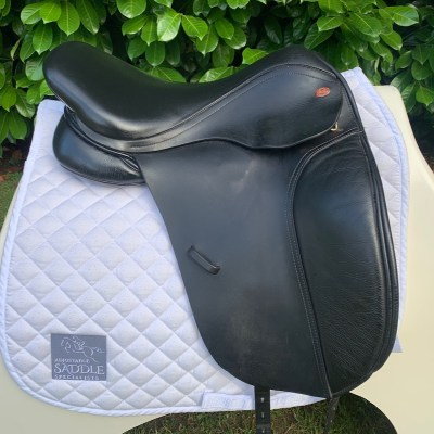 Kent & Masters 17” Original Cob Dressage (S3242)