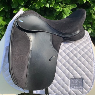 Thorowgood T4 17” Dressage (S3258)