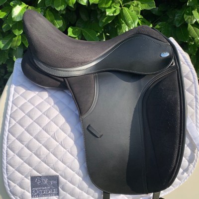 Thorowgood T4 17” Dressage (S3258)