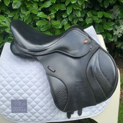 Kent & Masters 17” S-Series Jump (S2813)