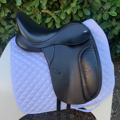 Thorowgood T8 16.5” Dressage (S3733)