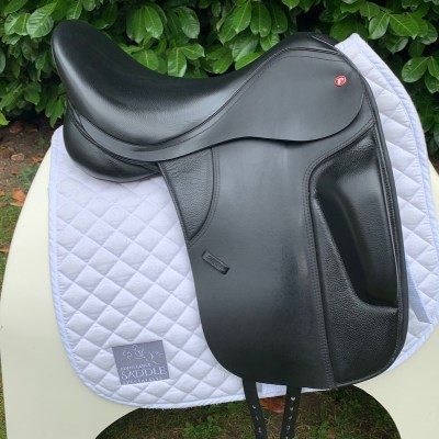 Thorowgood T8 17.5” Dressage with surface mounted blocks (S3283)