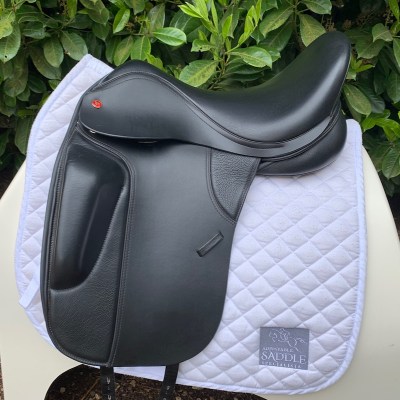 Thorowgood T8 17” High Wither Dressage with surface mounted blocks (S3750)