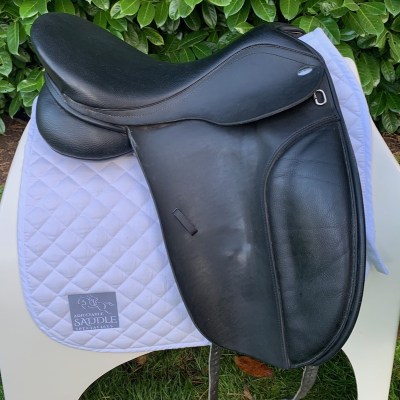 Thorowgood T6 17.5” High Wither Dressage (S2831)